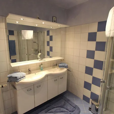 Apartament Schinking